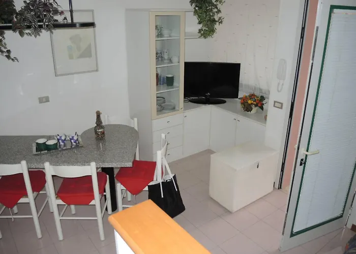 Apartamento Spacious With Terrace And Pool In Bibione