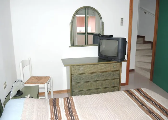 Spacious With Terrace And Pool In Apartamento Bibione