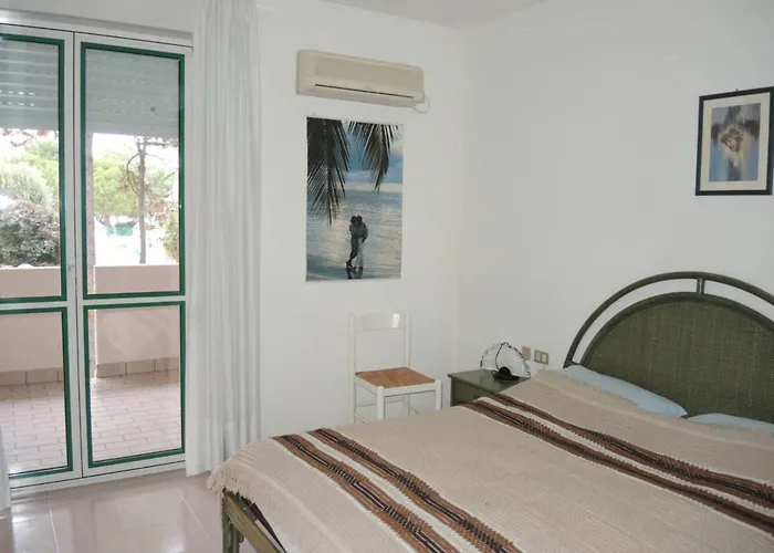 Spacious With Terrace And Pool In Apartamento *