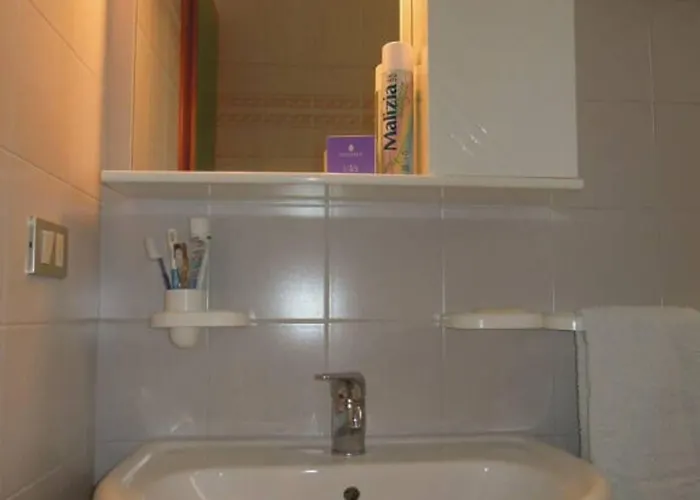 Spacious With Terrace And Pool In Apartamento