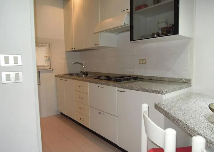 Spacious With Terrace And Pool In Appartement *